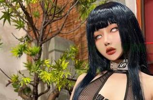 黑白照片免费送，Choi Ji Yun听说你喜欢喝咖啡？